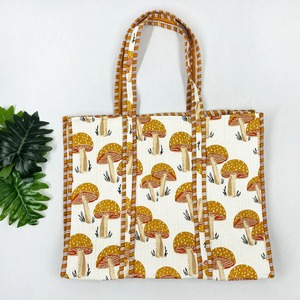 Charmant sac fourre-tout en coton écologique imprimé champignon jaune sac à main polyvalent à la mode pour toutes les occasions toile pour femmes - Product Image 1