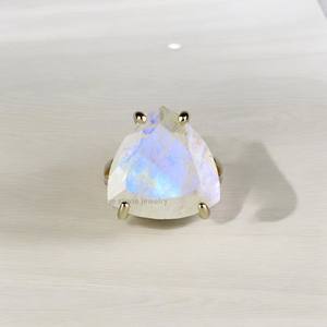 แหวนมูนสโตนกองไฟเงินสเตอร์ลิงทำด้วยมือ925อัญมณีธรรมชาติตัดลูกแพร์สวยงามชุดเซ็ทฝาทอง - Product Image 1