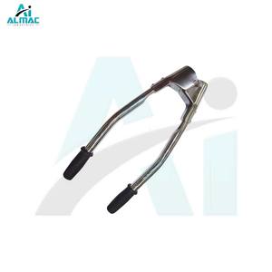 ALMAC Barnes Écorneur de précision pour veaux et jeunes bovins avec lames de coupe en acier inoxydable - Product Image 2