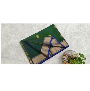 ผ้าส่าหรีงานทอมือ LoomIndia ดีไซน์เนอร์ Maheshwari Lotus Buta ผ้าฝ้ายผสมไหมอินเดียเนื้อนุ่ม สำหรับงานเทศกาลและงานเลี้ยงสำหรับผู้หญิง - Product Image 3