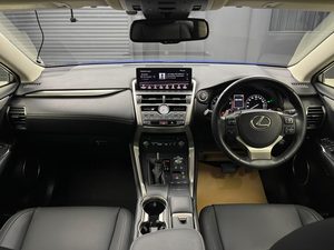 รถยนต์ SUV ปี 2020 NX300 L ขับเคลื่อนสี่ล้อ เกียร์อัตโนมัติ สภาพใช้งานมาแล้ว ขาย - Product Image 3