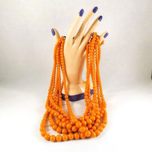 Collar de resina hecho a mano para mujer, joyería de boda de moda con patrón de forma de luna bonita de la India - Product Image 1