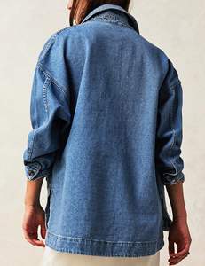 แจ็คเก็ตยีนส์แขนยาวลำลองสำหรับผู้หญิง ระบายอากาศได้ดี อุ่นสบาย มีสไตล์ เหมาะกับแฟชั่นสตรีทแวร์ ลายพิมพ์  รับผลิตตามแบบ (OEM) ราคาสำหรับฤดูใบไม้ร่วง/ฤดูหนาว/ฤดูร้อน - Product Image 5