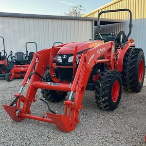 Tracteur Kubota MX5400 4x4, tracteur agricole peu coûteux pour pelouse. - Product Image 2