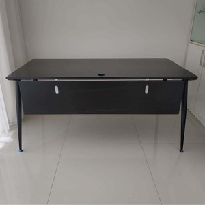 Escritorio de Oficina Contemporáneo Minimalista de 80x140cm con Patas de Hierro Ensambladas HBCO006 - Product Image 6