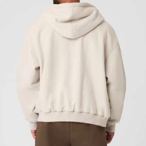 Chaqueta de bombardero para hombre con mangas de cuero genuino-Chaqueta universitaria elegante para ropa informal, ropa de calle clásica con acolchado - Product Image 6