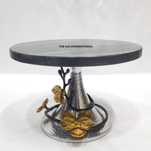 Exhibidor de Pasteles de Metal de Estilo Moderno y Atractivo con Base Elegante para Exhibición de Pasteles en Panaderías y Mesas de Postres para Eventos de Boda - Product Image 1