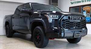 Tundra AWD 2025 Usada, Asientos de Cuero, Transmisión Automática, Motor 4.5L, Techo Panorámico, Volante a la Izquierda/Derecha, Tundra AWD 4X4 Pickup - Product Image 3