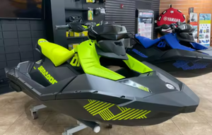 Listo para enviar la embarcación Sea-Doo Spark 3up Trixx 2023 2024 - Product Image 3