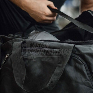 Sacs MMA élégants pour les joueurs de ligue professionnelle, équipement de haute qualité, sacs MMA pour le jour du match - Product Image 6