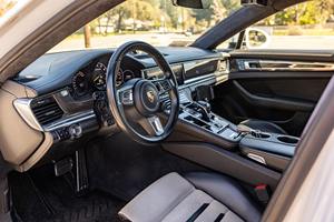 Porsche Panamera Turbo S E-Hybrid 2020 - Product Image 4