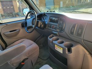 Super affaire.. Dodge Ram Van 1500 Cargo RWD d'occasion - Product Image 2