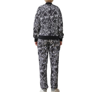 Ensemble de survêtements à sublimation intégrale Ensemble deux pièces avec un style imprimé unique Ensemble de survêtements à sublimation Tenue confortable - Product Image 3