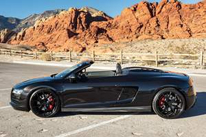 AUDI R8 V10 SPYDER 2015 USADO, Volante a la Izquierda/Derecha - Product Image 4