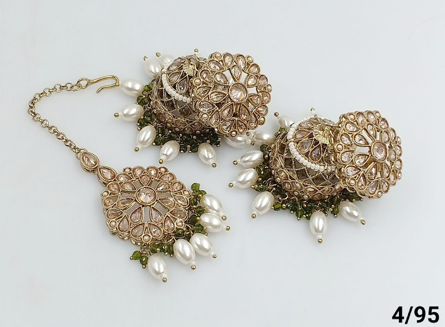 สีเขียว