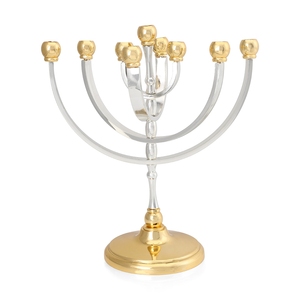Menorah de Hanukkah de conception traditionnelle en couleur or et argent Menorah juive de bougie de neuf branches pour la décoration de Noël - Product Image 4