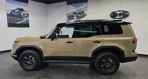 JTJTBCDX7T5074682 2026 SUV de Lujo con Tracción en las Cuatro Ruedas, Motor V6 Twin Turbo de 3.4L, 349hp, 650Nm de Torque, Velocidad Máxima 210km/h - Product Image 5