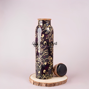 Large bouteille en cuivre parfaite pour les randonnées et les loisirs en plein air par Tradebyd - Product Image 6