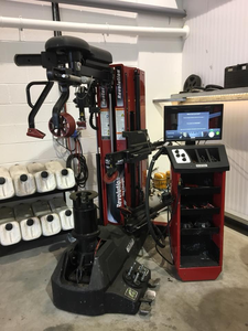 Machine à monter les pneus de voiture en promotion, combinant démonte-pneus et équilibreuse, avec alimentation 380V/220V et garantie de 3 ans - Product Image 3