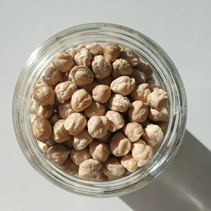 Garbanzos orgánicos de alta proteína, garbanzos orgánicos frescos y naturales a la venta en cantidades a granel - Product Image 2