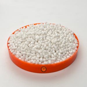 전선 및 케이블용 PUR 소재 난연성 고강도 유연성 내마모성 부식 방지 굽힘 오일 TPU 컴파운드 - Product Image 1