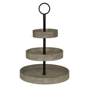 Plateau de service rond en bois à 3 niveaux fait à la main avec poignée en métal solide pour les mariages et les occasions spéciales - Product Image 5