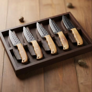 Couteau de chef de cuisine artisanal à lame fixe, lame en acier au carbone, design ambidextre, léger, multifonctionnel, manche personnalisé, brun - Product Image 1