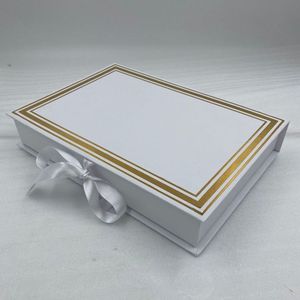 Boîte cadeau en carton à 24 compartiments avec séparateur, boîte à chocolat, emballage pour macarons et bonbons, boîte en papier rigide, à remplir soi-même - Product Image 4