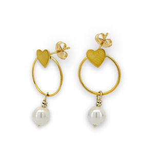 Pendientes de aro con abalorio de corazón de moda de oro de 14 quilates con gota de perla de agua dulce elegante minimalista regalo de boda y fiesta joyería para mujer - Product Image 1