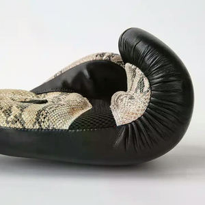 Guantes de Boxeo de Entrenamiento de Cuero PU de Alta Calidad, Diseño Cómodo con Logotipo Personalizado, Venta Directa de Fábrica, Nuevos Guantes de Boxeo MMA - Product Image 5