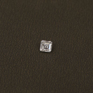 0.95 Carat Asscher Cut Lab Grown Diamond CVD EF Color Loose Stone pour la fabrication de bijoux certifié IGI - Product Image 1