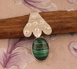 Colgante de malaquita verde Natural 10x14mm Ajuste de bisel hecho a mano sólido 925 joyería de plata esterlina mujeres regalo fabricante India - Product Image 2