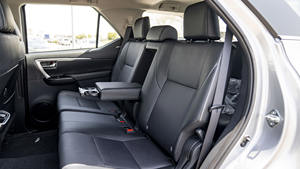 Seminuevo Clean 2022 TOYO_TA FORTUNER LEGENDER - Product Image 4