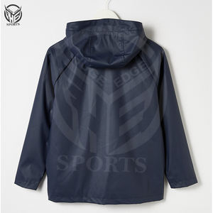 Chaqueta cortavientos deportiva de alta calidad para hombre, chaqueta impermeable de nuevo diseño para invierno con cuello levantado y decoración bordada - Product Image 2