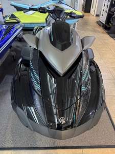 LA MEJOR OFERTA en Moto Acuática Yamaha WaveRunner GP SVHO Edición Limitada 2025, de Fibra de Vidrio, 4 Tiempos, 300HP, 1500CC, Nueva - Product Image 3