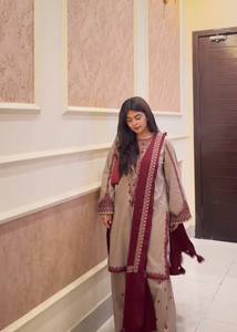 ชุดเดรสผ้าไหมปักลายแขนเต็มผ้าจอร์เจียสำหรับปาร์ตี้ - Product Image 3