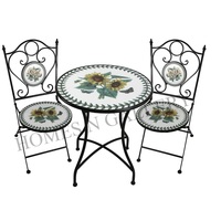 Dernières deux chaises et une table Meubles de bistro pliants de jardin au design étonnant avec finition antique de l'exportateur indien