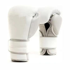Gants de boxe sur mesure de qualité professionnelle en cuir de vachette de qualité supérieure pour de meilleures performances - Product Image 1