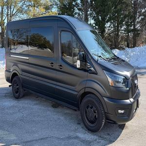 FORD TRANSIT 250 AWD 2023 d'occasion, conduite à gauche/droite - Product Image 1