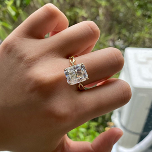 ร้อนขาย4กะรัตมรกตตัด Moissanite แหวนเพชรสีขาวทองเครื่องประดับต้นฉบับชุบโรเดียมสีดำ - Product Image 2