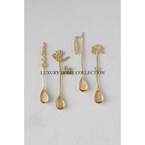 Ensemble de couverts en métal classique au design lisse, fabriqué en acier inoxydable, parfait pour les dîners formels et les repas décontractés - Product Image 5