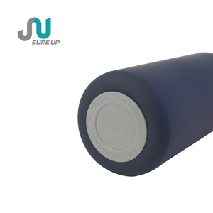 Bottiglia d'Acqua in Acciaio Inox a Doppia Parete da 550ml, Leggera, Isolamento Duraturo, Tappo per Bere Direttamente, Base Antiscivolo, Senza BPA - Product Image 5