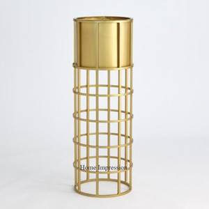 Décoration de mariage de grande taille plaquée or de haute qualité en métal robuste de créateur moderne Fournitures de support de harlow de l'Inde - Product Image 1