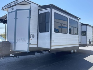 Nouvelle caravane de camping 2025 F-o-r-e-s-t R-i-v-e-r Wildwood L-o-d-g-e 353F-L-F-B - Product Image 4