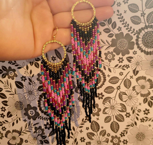 Pendientes de Moda con Flecos y Cuentas de Semillas - Product Image 2