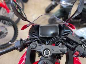 Nouvelle moto sportive Honda CBR650R 2024 sur Fi, garantie 5 ans, qualité DIY avec options de financement disponibles, origine américaine - Product Image 4