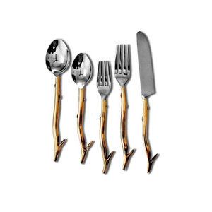 Vente en gros de couverts en acier inoxydable durables ensemble de couverts durables à finition or de style royal avec design gaufré pour les mariages - Product Image 3