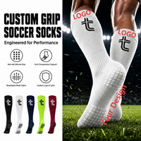 Chaussettes de football personnalisées à forte valeur ajoutée Chaussettes à prise en main d'usine Chaussettes antidérapantes