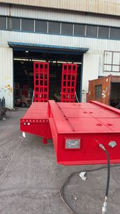 Remorque de charge utile de capacité de charge de 60 tonnes 13m nouvelle remorque surbaissée à 3 essieux à vendre - Product Image 5