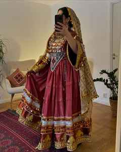 Robes pour femmes Kuchi afghanes de haute qualité 100% afghanes, vente en gros, robe afghane traditionnelle avec travail manuel et patchwork, MOQ faible - Product Image 6